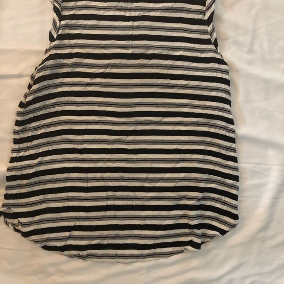 Ann Taylor Loft striped black and white top - Picture 2 of 2